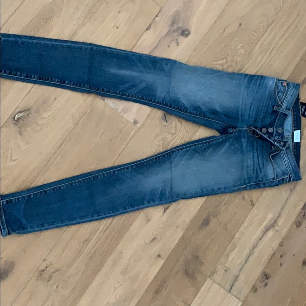 Ciara super skinny exposed button Hudson Keans